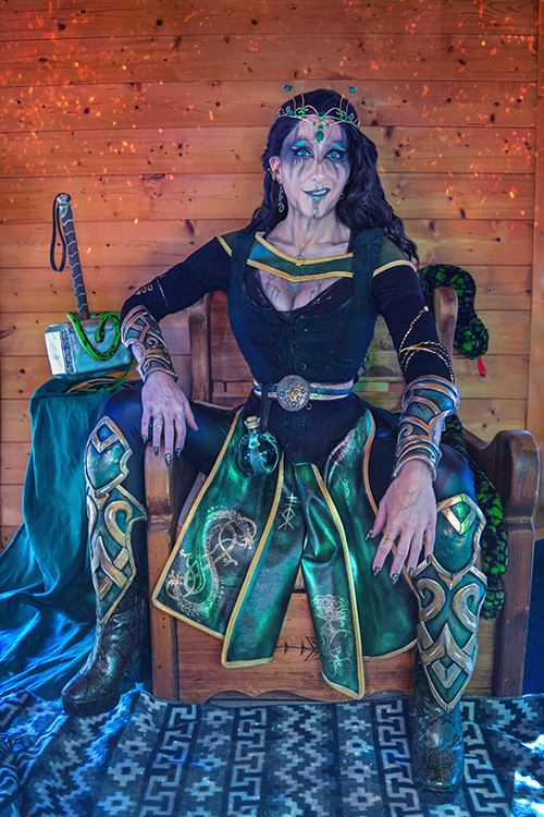 DothyTrunks cosplay - Creation medieval fantasy Lady Loki Nordic Mythology inspiration Viking mix comics Marvel - video showreel clic link